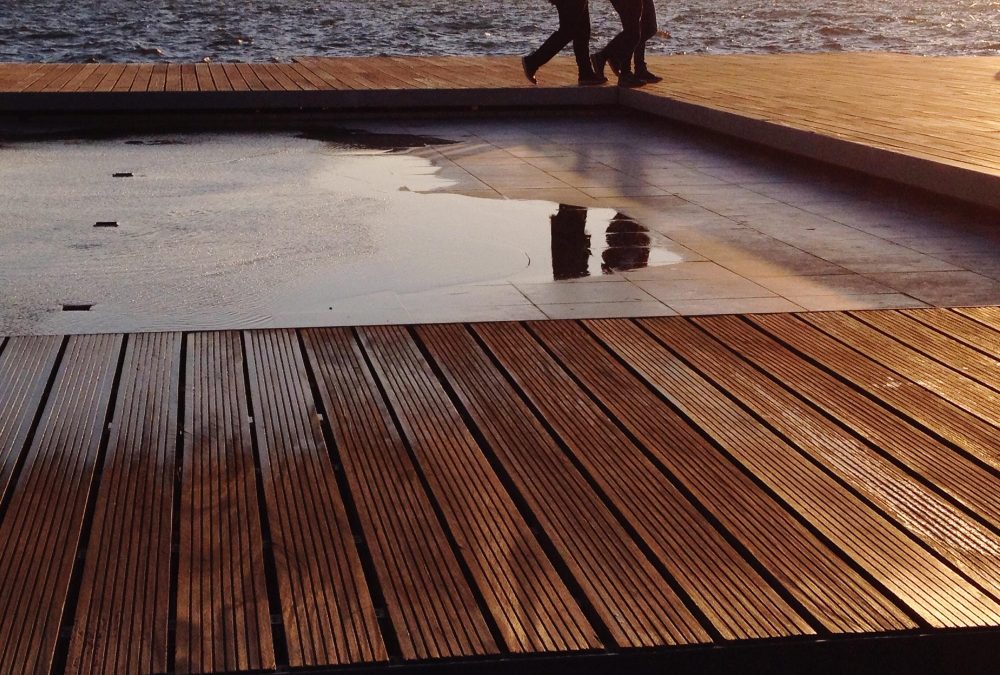 Top 10 Signs Your Deck Needs Waterproofing